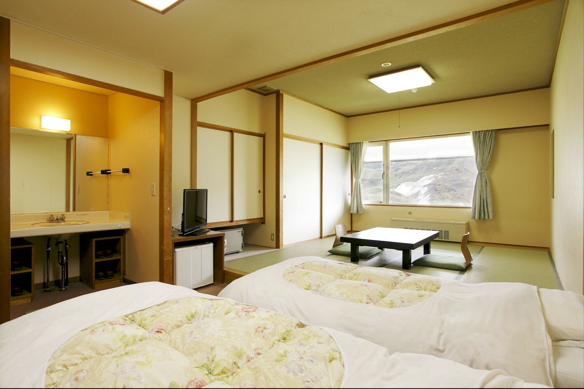 Manza Juraku All-Inclusive Hotel Tsumagoi Exterior photo